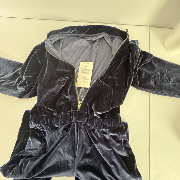 Fabletics Sz M Velour Wide-leg Jumpsuit Womens Navy Blue Zip Front Cozy NWT - Picture 8 of 12